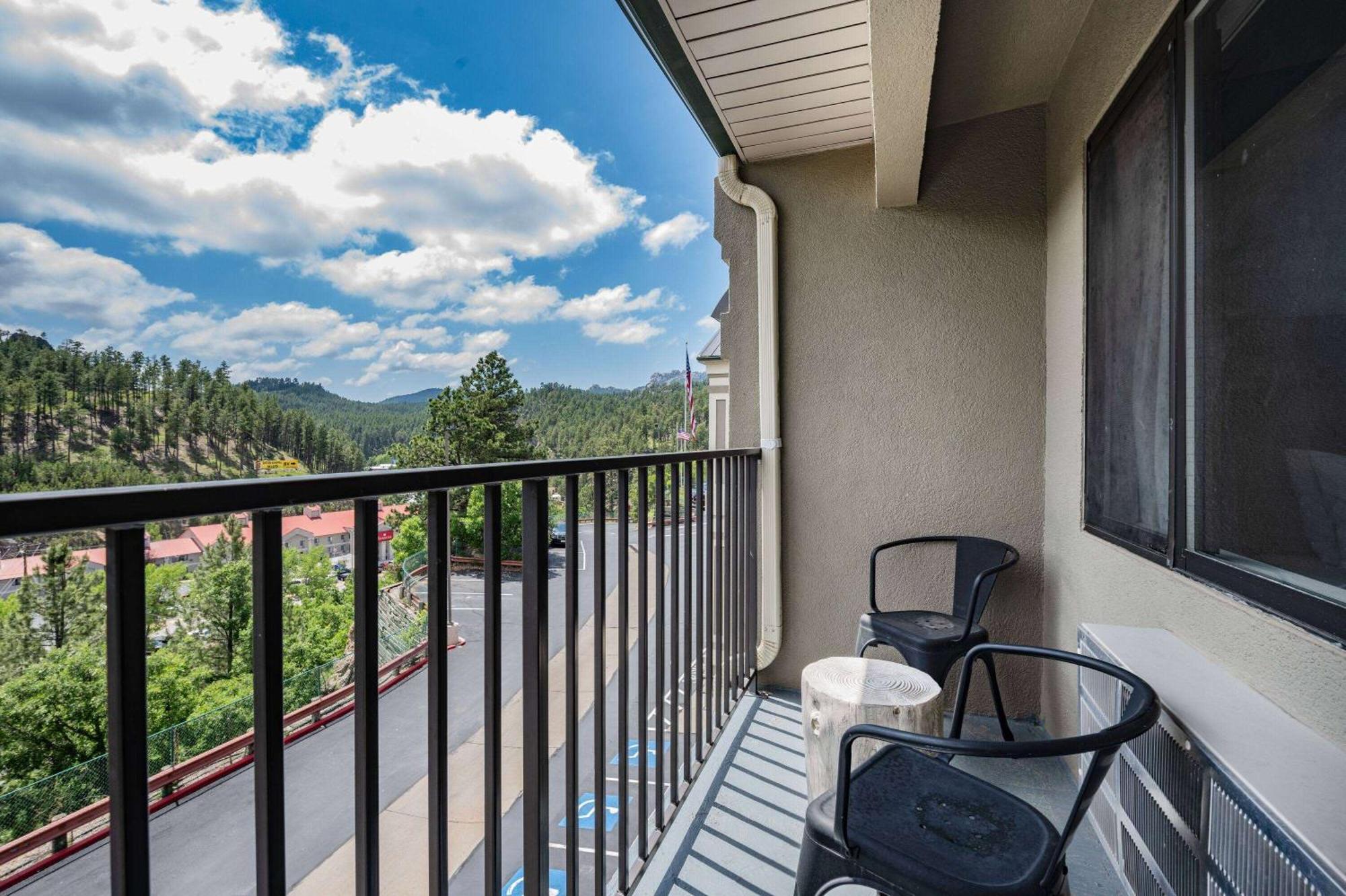 Baymont By Wyndham Keystone Near Mt. Rushmore Extérieur photo
